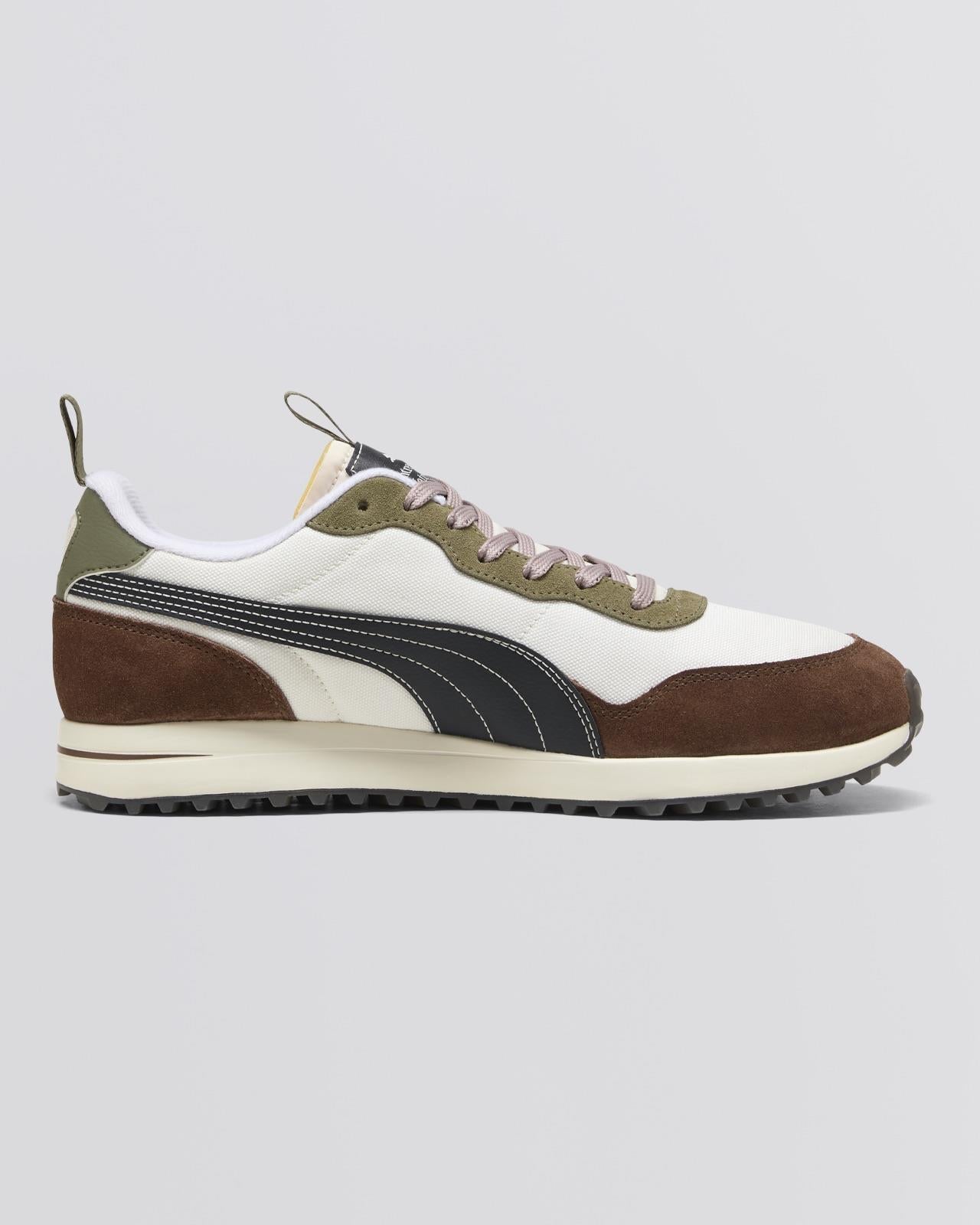 X Ggnc Helsinki Golf Shoes Warm White/Flat Dark Gray/Dark Sage