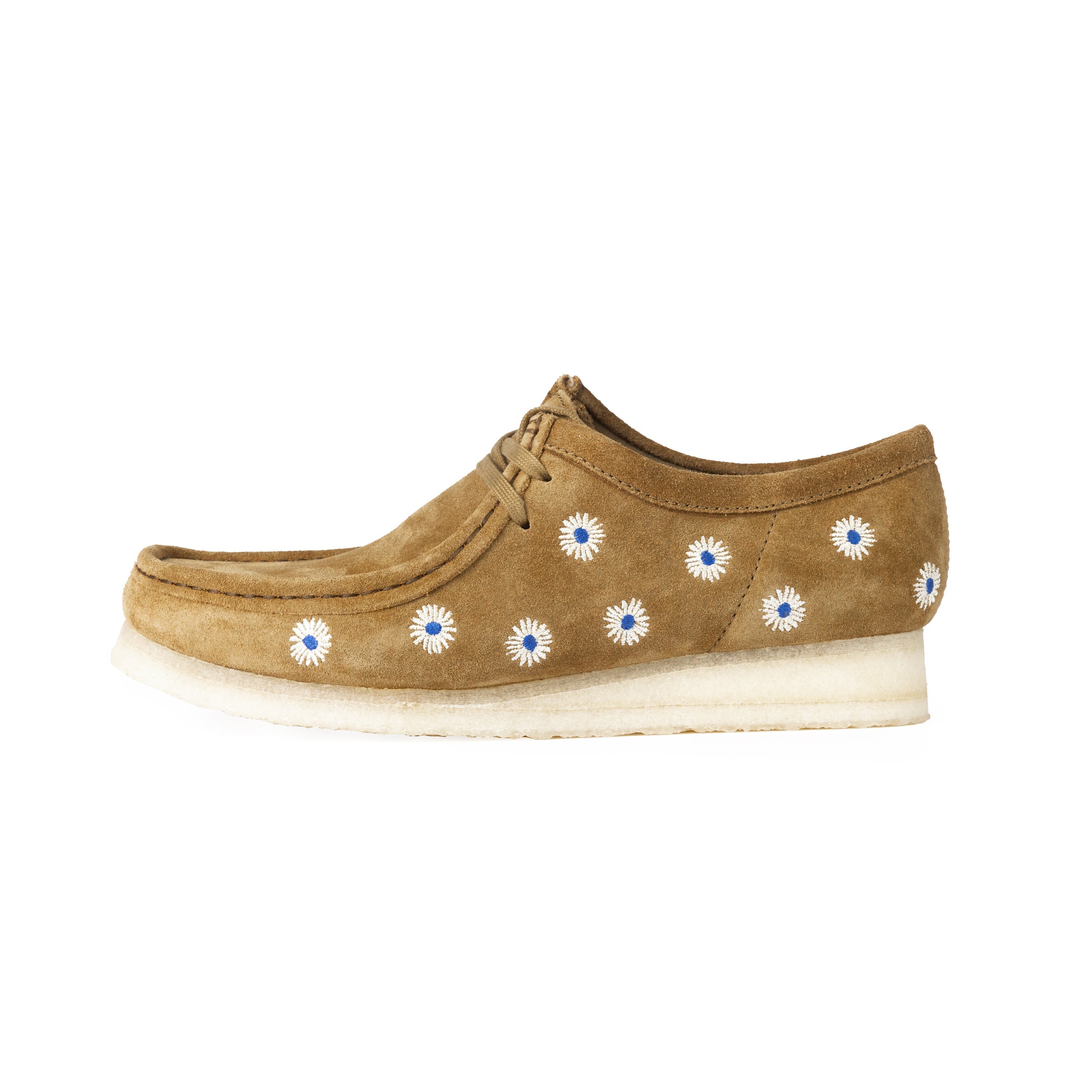 Clarks Wallabee Emb