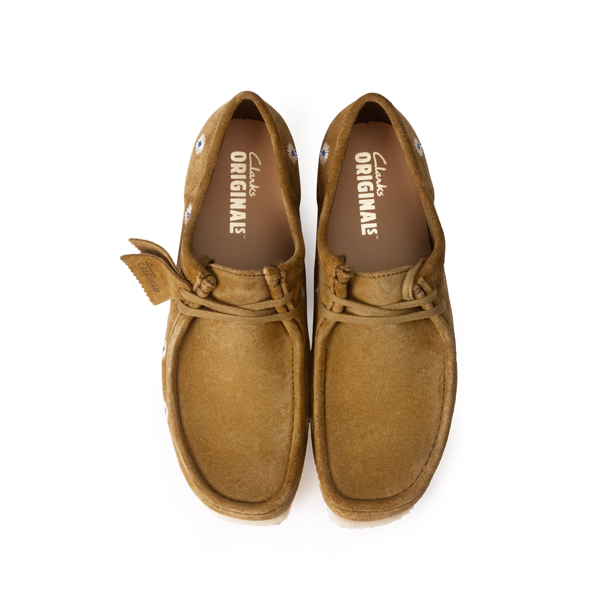 Clarks Wallabee Emb